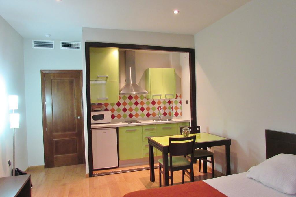 Apartamentos Turisticos Las Nieves Grenade Extérieur photo